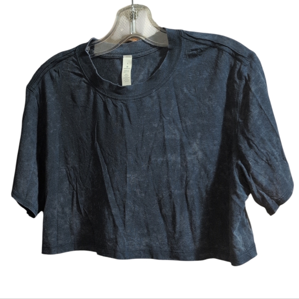 Lululemon Women’s Cropped Athletic T-Shirt Size 4 Blue Short Sleeve Crew Neck